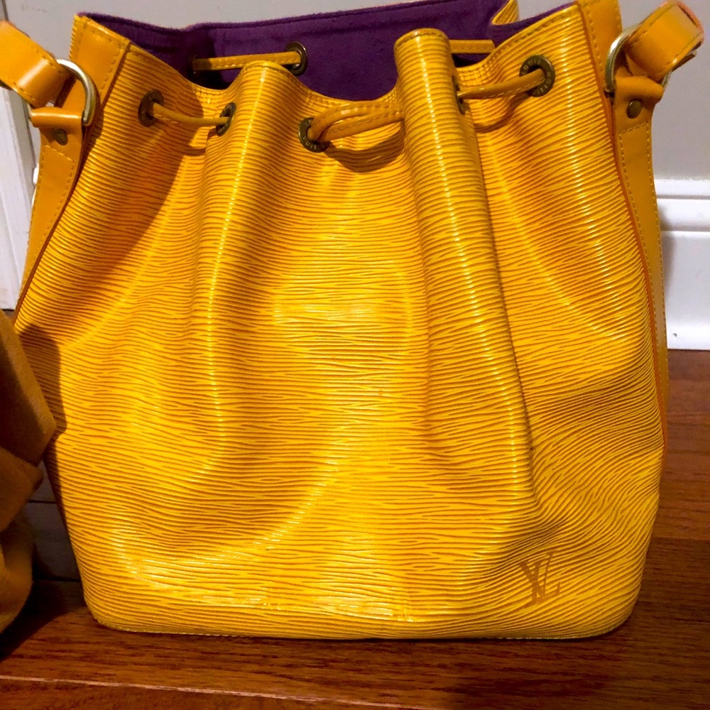 Louis Vuitton bag